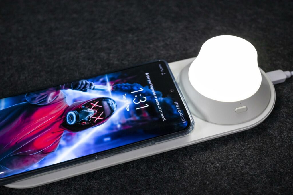 Yeelight Wireless Charging Nightlight