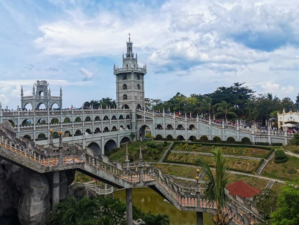 Simala Shrine 03