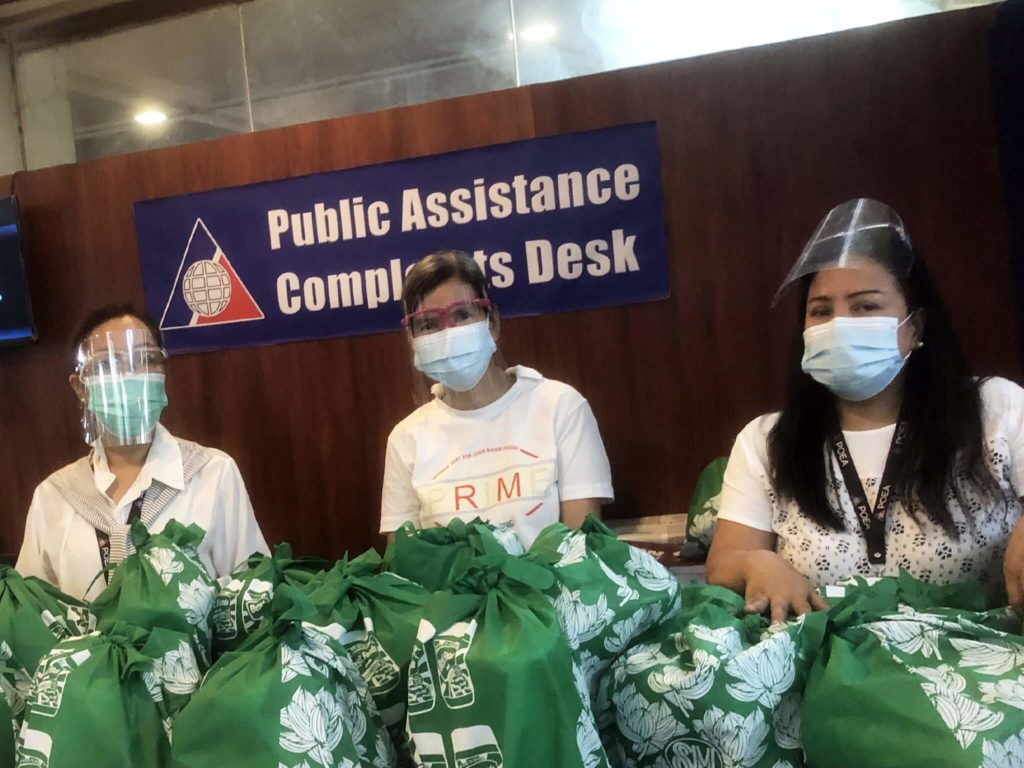 BDO Remit donates hygiene kits to POEA community pantry