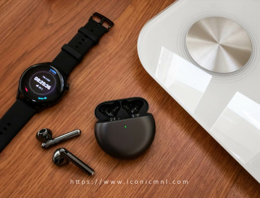 Huawei Ecosystem HUAWEI P30 Pro, HUAWEI Watch 3, HUAWEI Freebuds 4, and HUAWEI Scale 3