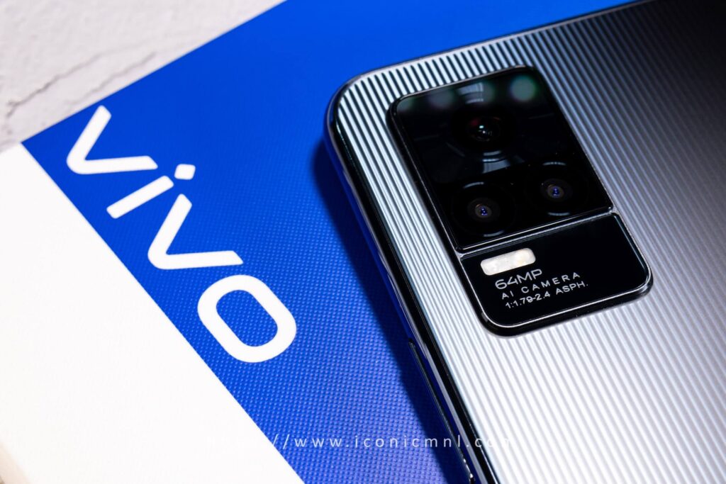 vivo Y73 - triple-rear camera setup