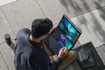 Unleash the creative multitasker within with the all new ASUS Zenbook Pro 14 Duo OLED 05