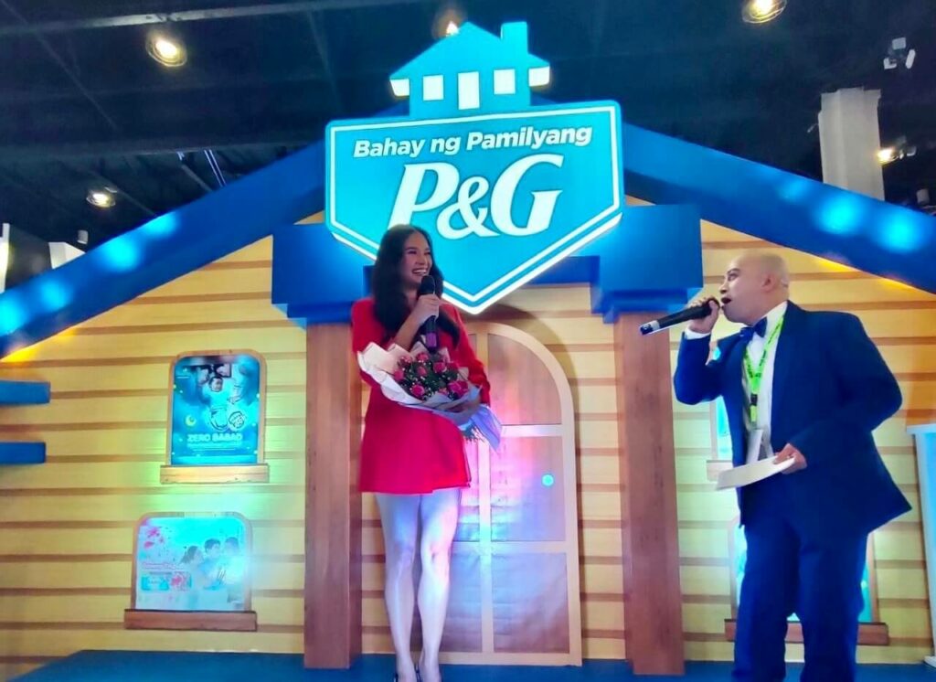 Pia Wurtzbach shares how Downy uplifts the life of a Filipino family at ...