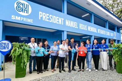 DepED and SM group representatives lead the official turn over ceremony of the new school building