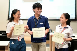 SM Scholars Aspire to Share the Gift of Education Scholarship Awarding