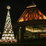 New handmade outdoor Christmas tree by Pampanga craftsmen scaled