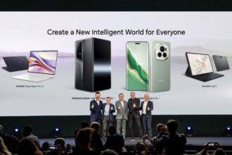 HONOR Debuts a New AI empowered All scenario Strategy at MWC