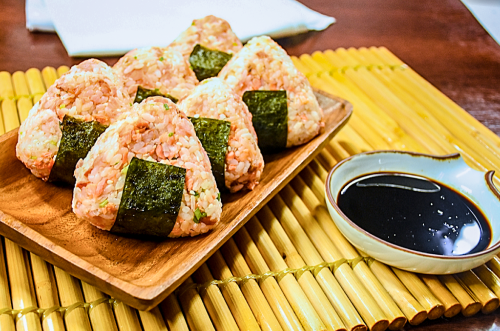 Dad’s secret recipe flavorful umami meals with Ajinomoto Salmon Onigiri