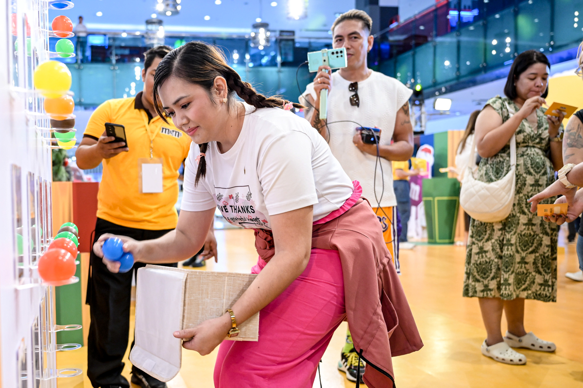 M&M’s® Brings A World Of Fun and Belonging To All Filipinos - Iconic MNL