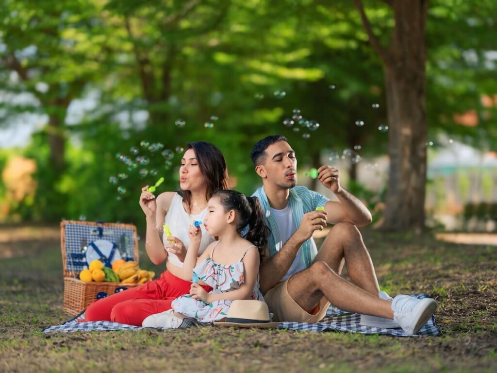 Vista Land Lifestyle Family