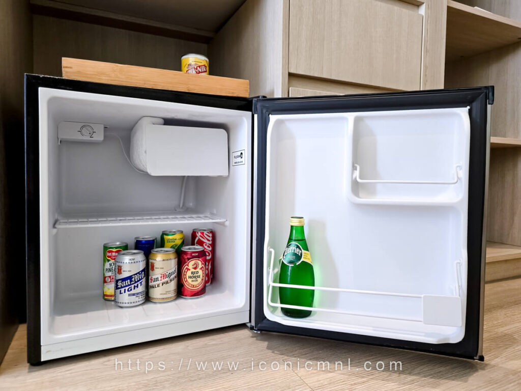 Lime Resort Manila Premier King Bayview Suite Bedroom mini refrigerator