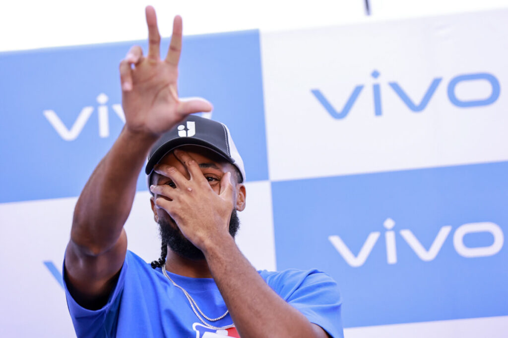 vivo Marks 10th Anniversary with NBA Champion Isaiah Joe