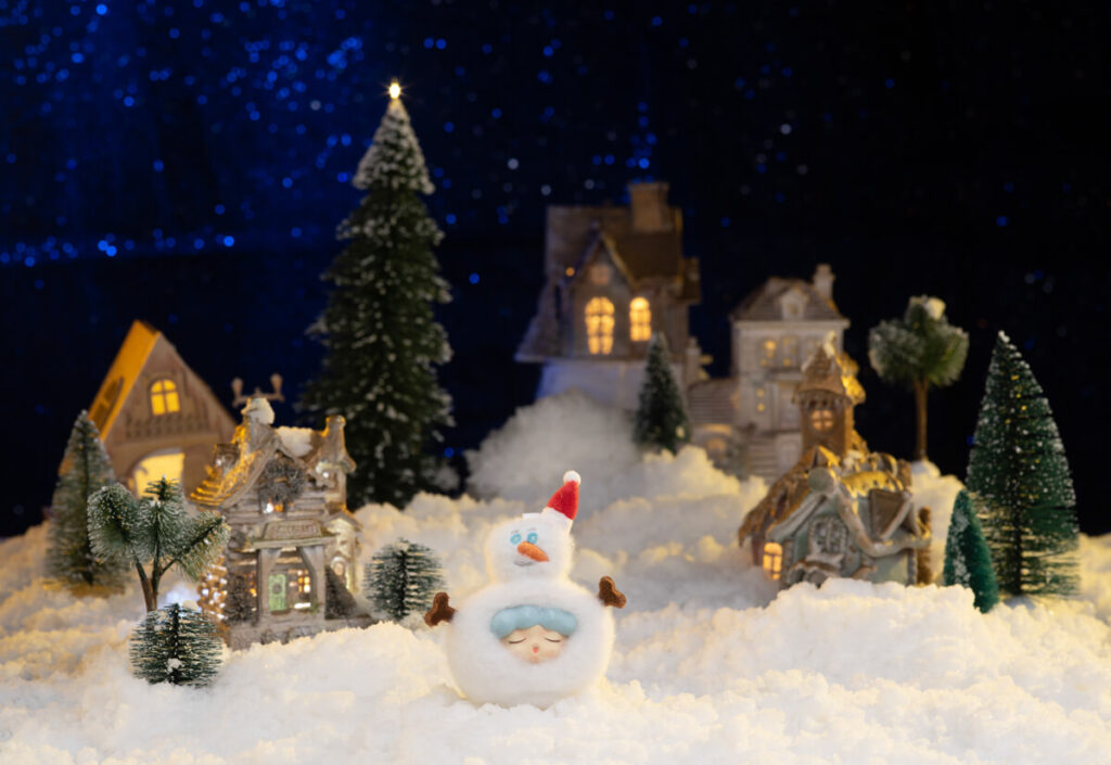 7-Eleven Brings the Holiday Charm with the City Cafe Christmas Blind Cups