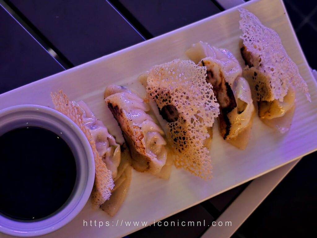 Antidote Bar - Gyoza with chilli oil - 3 pcs Pan-seared gyoza served hot with a kick of bold chili oil