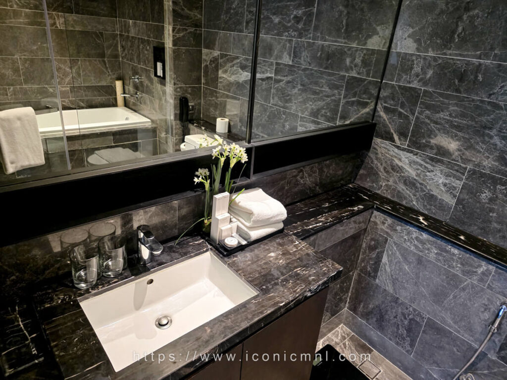 IM Hotel - 1-Bedroom Executive Suite