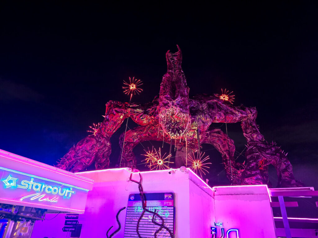 Starcourt Mall – The Fun Roof