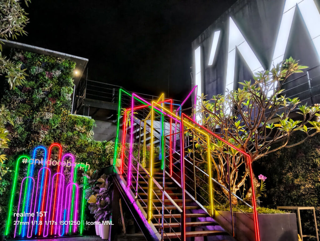 realme 15T 5G - Sample Image Night Outdoor 01