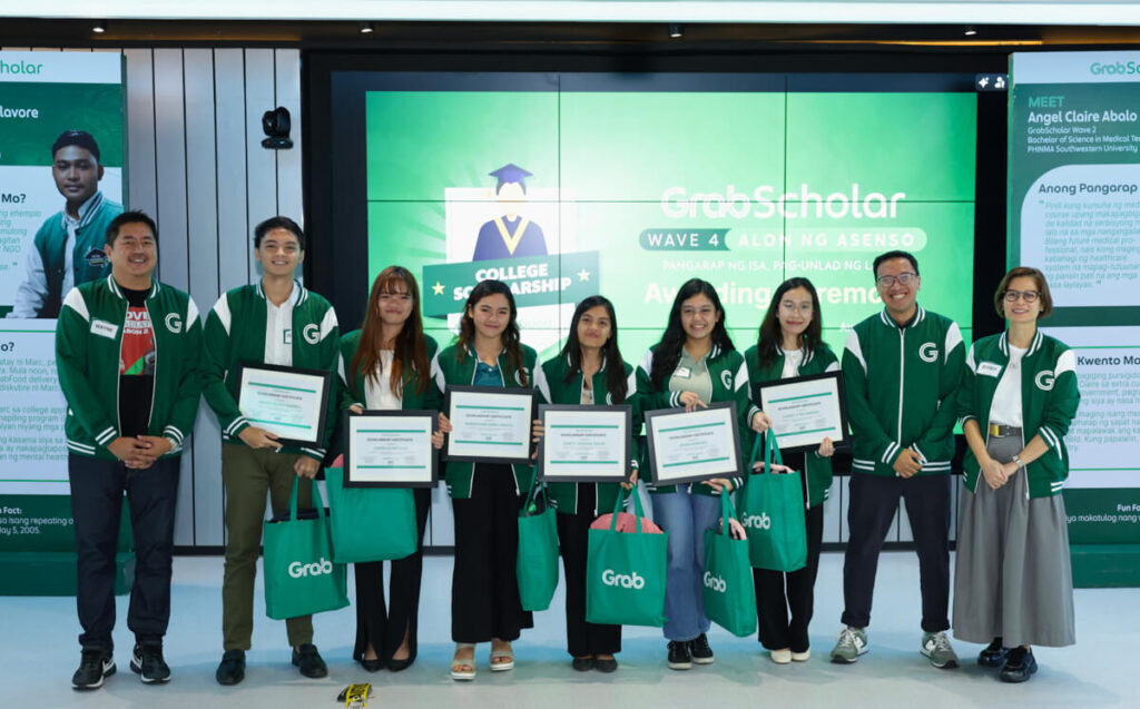 STEM Business Students form newest batch of GrabScholars
