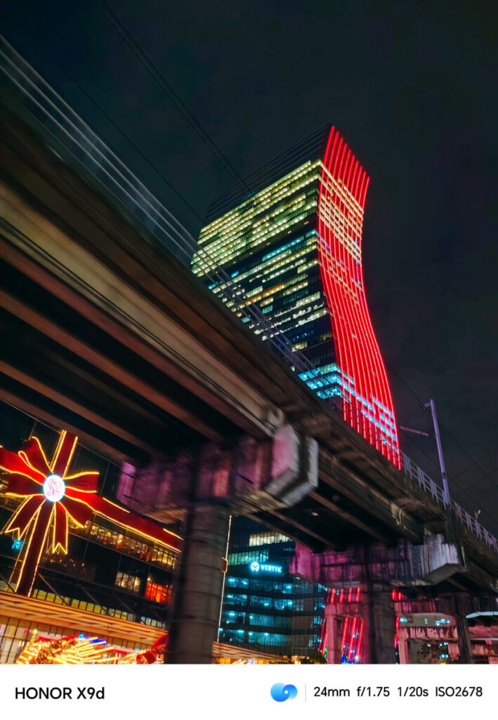 HONOR X9d Built Strong Shoot Strong