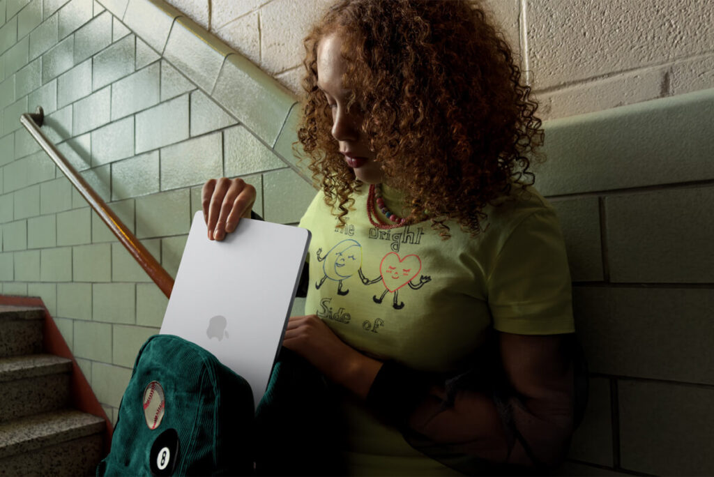 Apple introduces the new MacBook Air with M5