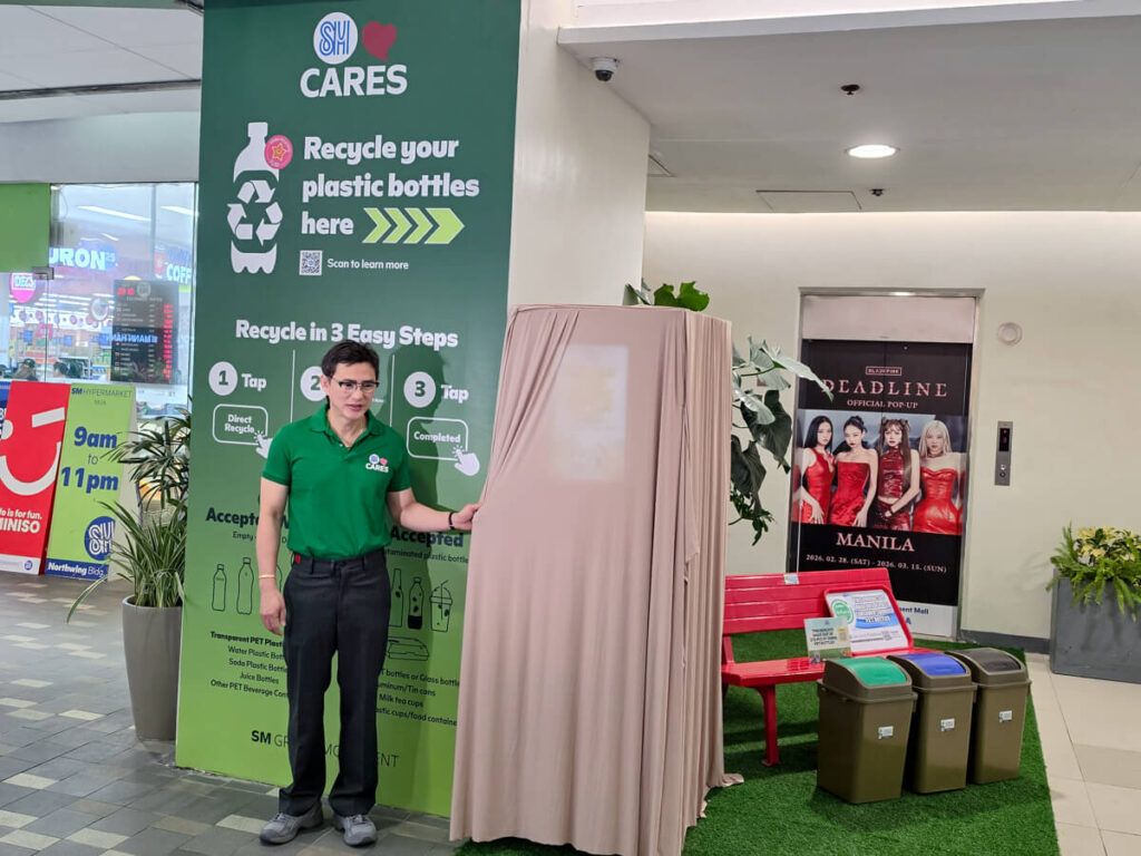 SM Supermalls Introduces Green Recycling Machine