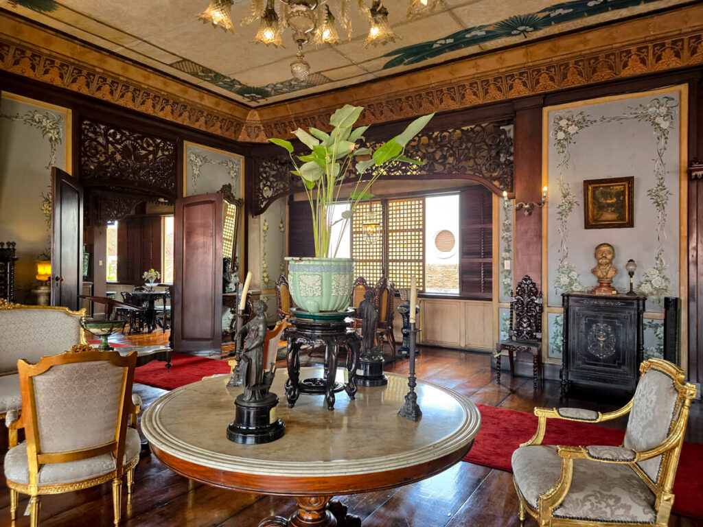 Travereel Launches Vicky AI-gent