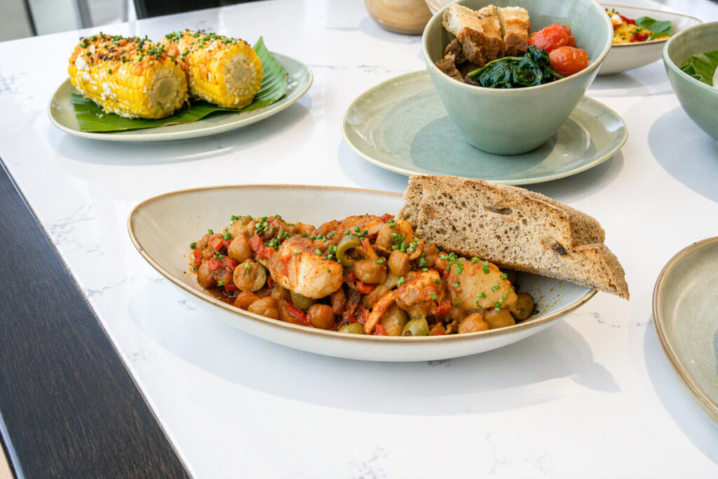 Lanson Place MOA - Bacalao