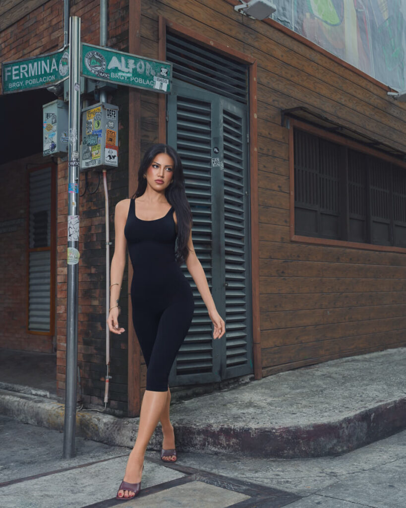 Shapewear Capri Suit