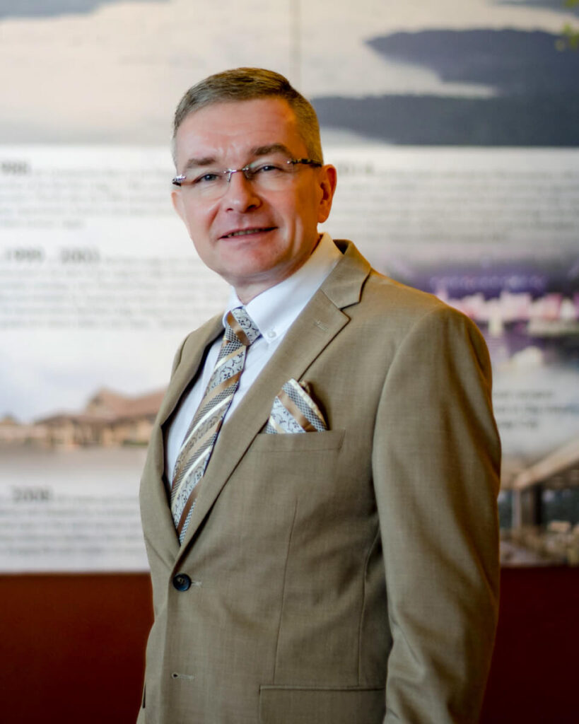 Taal Vista Hotel - GM Sven Toune