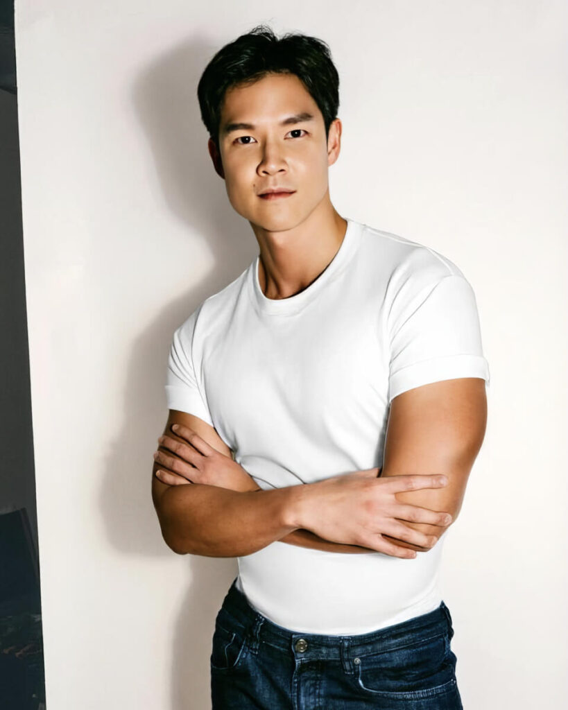 AUPEN Founder Nicholas Tan Opens First Solo Exhibition in Manila