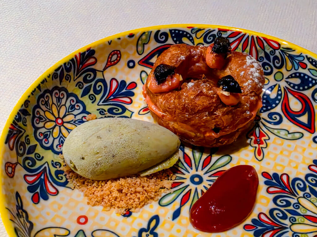 Finestra at Solaire Resort Quezon City - Zeppole
