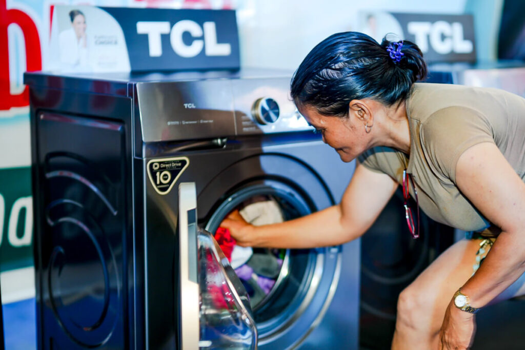 TCL Brings Smart Laundry Experience to Filipino Communities Through Labapalooza