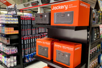 Jackery Partners with BLADE Auto Center
