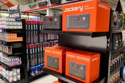 Jackery Partners with BLADE Auto Center