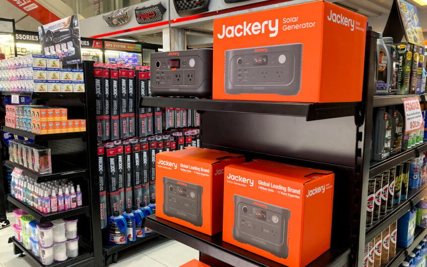 Jackery Partners with BLADE Auto Center